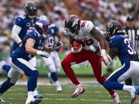 LOL直播-红牛二队力克阿斯顿马丁，佩雷兹惊艳四座—一场颠覆预期的赛道对决