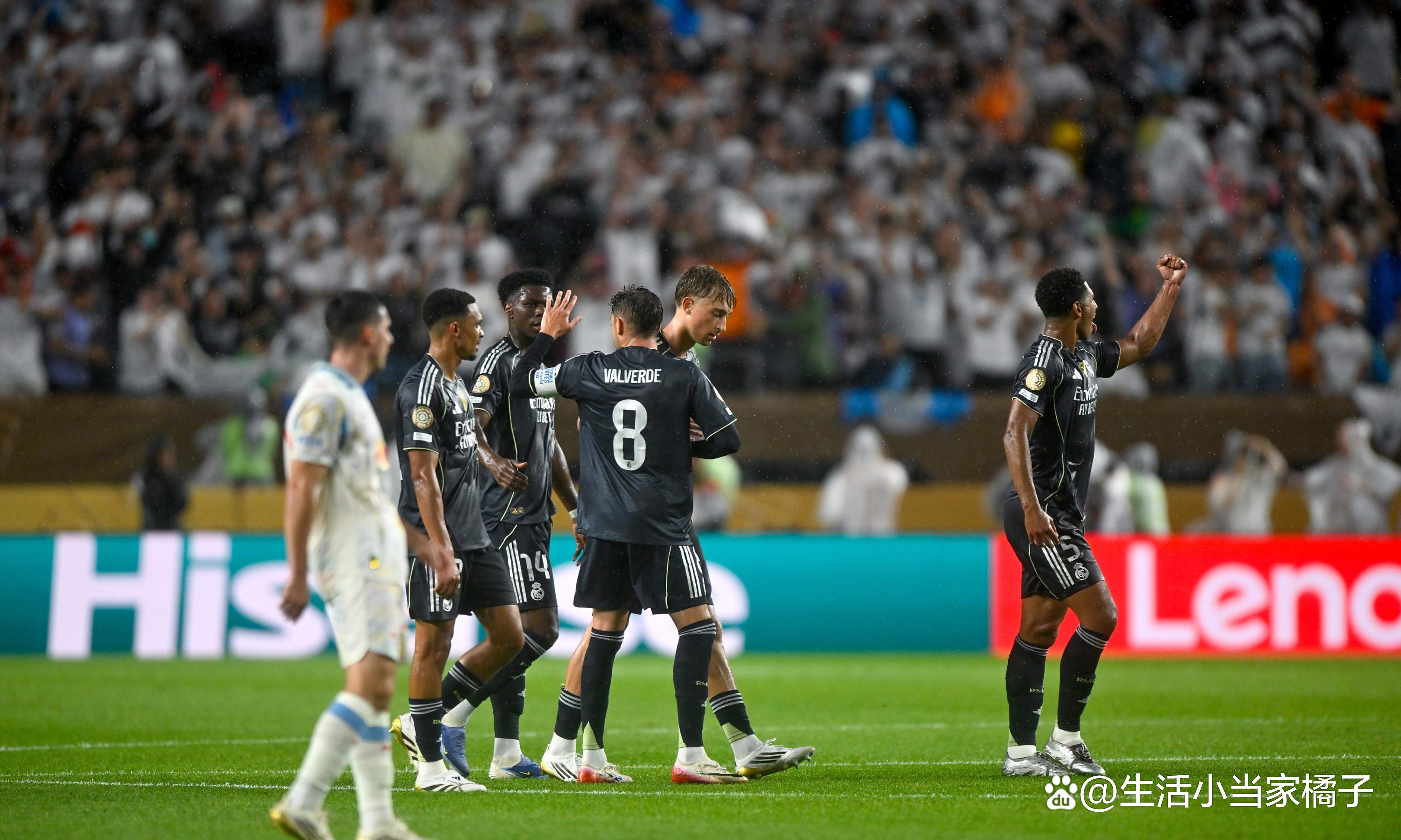 尤文图斯在淘汰赛中惨遭淘汰,球迷心碎无比 尤文图斯在淘汰赛中惨遭淘汰,球迷心碎无比