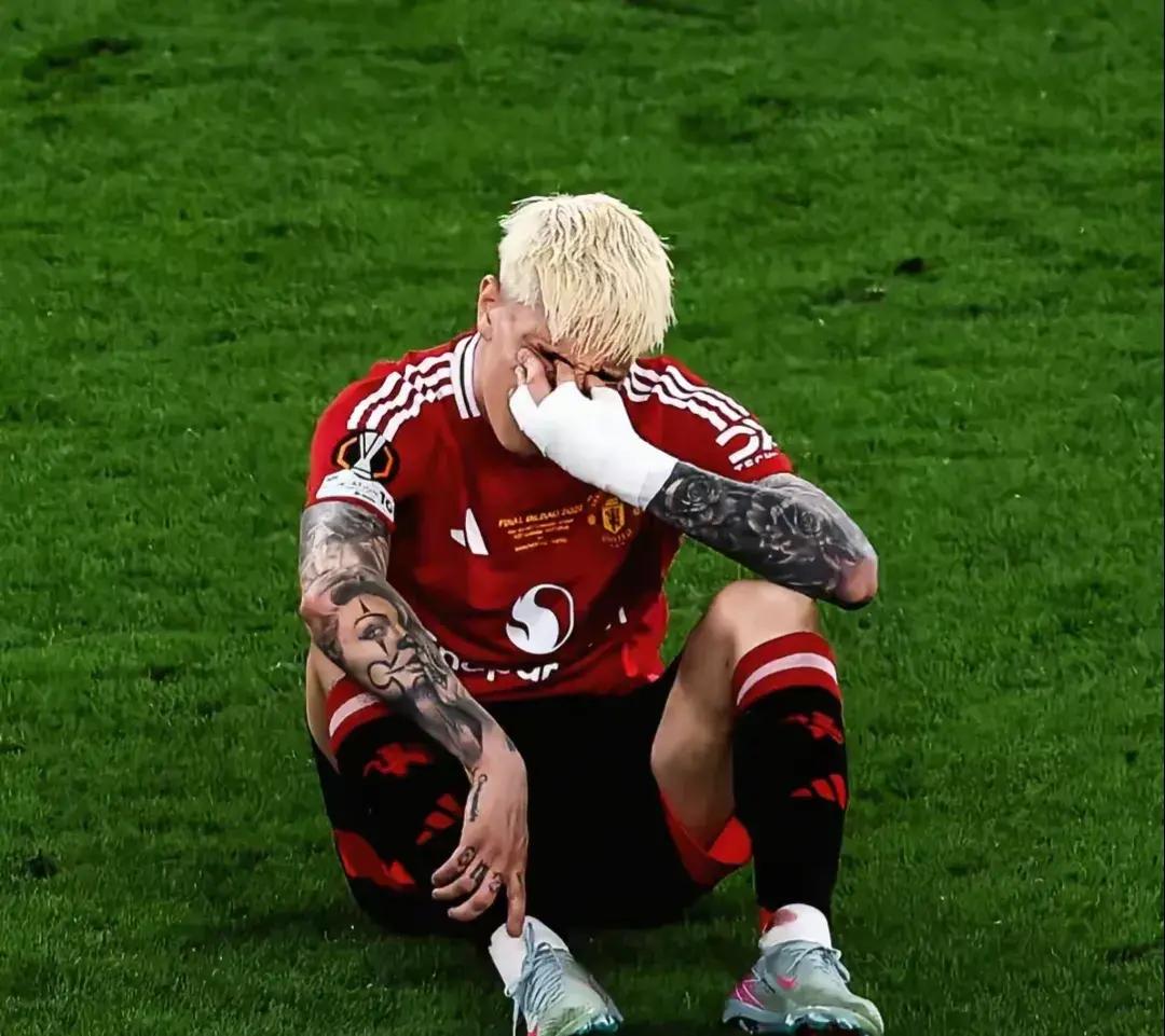 包含曼联后防线不稳,连续丢球,面临改善压力的词条 包含曼联后防线不稳,连续丢球,面临改善压力的词条