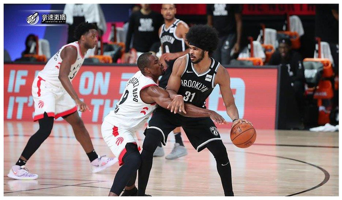 广东队轻取热火，范弗利特带队取胜